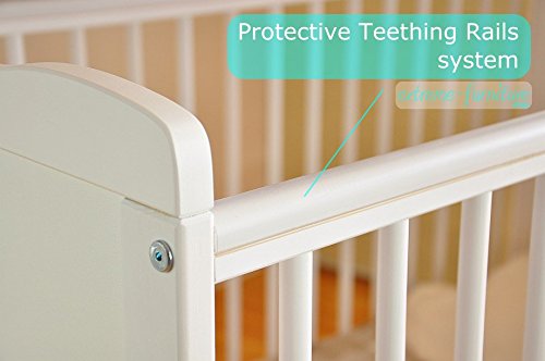 Marsell Baby Gitterbett mit Schublade mit Deckel Babybett Kinderbett mit Aloe Vera Schaumstoffmatratze Zahnschienen höhenverstellbar Weiß umbaubar zum Juniorbett