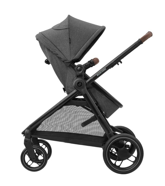 Maxi-Cosi Zelia S Trio Kinderwagen 3in1 Komplettset, 0-4 Jahre, bis 22kg, Zusammenklappbar, Kompakt, Verstellbarer Baby Kinderwagen, mit CabrioFix S i-Size Babyschale, Zubehör, Wickeltasche, Dark Grey