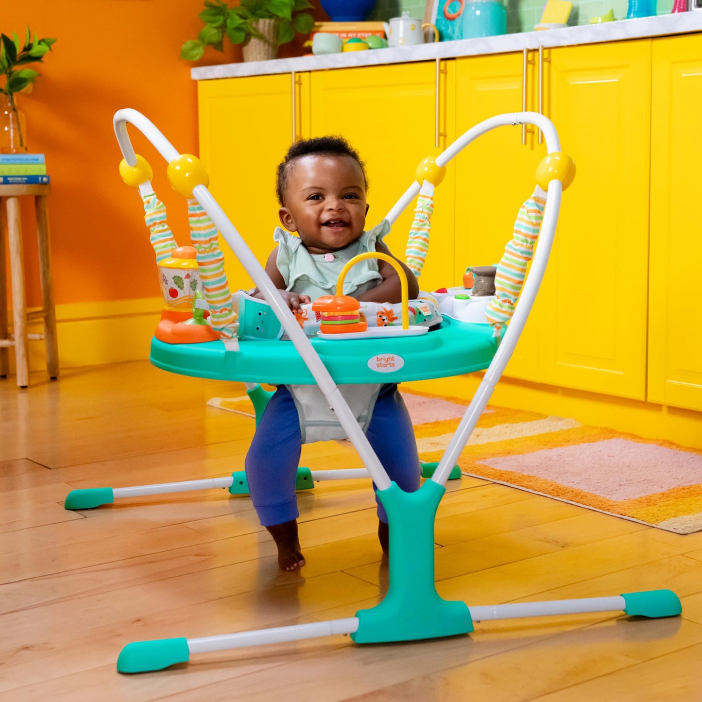 Bright Starts Cooking Up Fun Baby Aktivittshopser mit Musik und Lichtern, Kchenspielzeug, Unisex, 6-12 Monate, bis zu 11,5kg