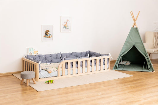 Mandrele - Montessori Bett, Bodenbett mit Lattenrost, Rausfallschutz Bett, Kinderbett, Holzbett mit Bettgestell für Jungen und Mädchen, 200x90cm, Natur Holz